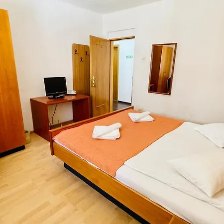 Pensiunea Luminita 3* Buşteni