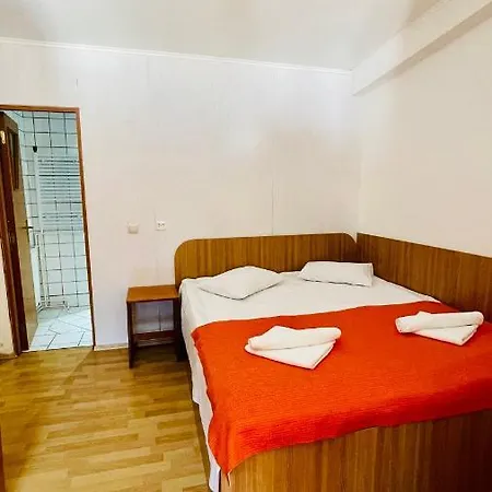 Πανσιόν Pensiunea Luminita 3*